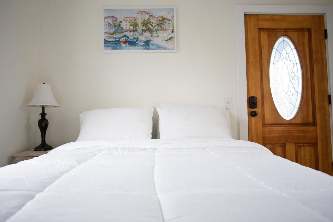 Cozy Studio - Blocks From The Ocean! شاطئ جاكسونفيل المظهر الخارجي الصورة